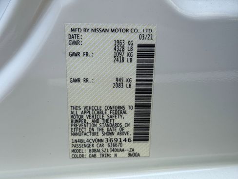 Used 2021 Nissan Altima 2.5 SR w/ SR Premium Package image 36