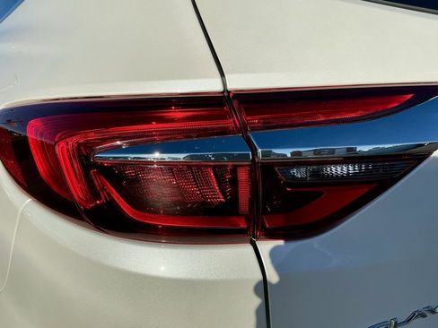 Used 2021 Buick Enclave Avenir w/ Avenir Technology Package image 14