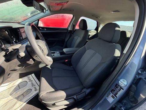 Used 2022 Kia K5 LXS image 8
