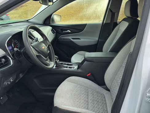 Used 2022 Chevrolet Equinox LT image 8