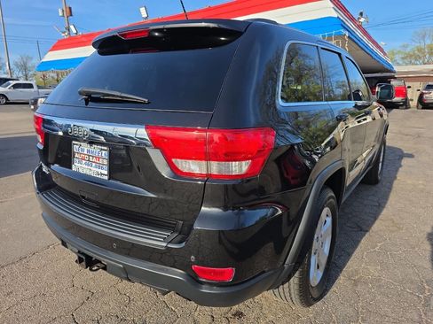 Used 2011 Jeep Grand Cherokee Laredo image 26