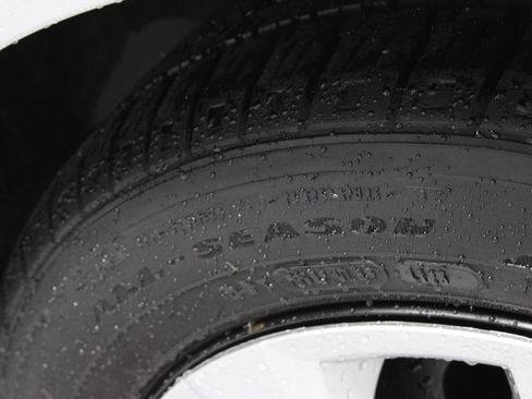 Used 2024 Toyota Corolla LE FWD image 20