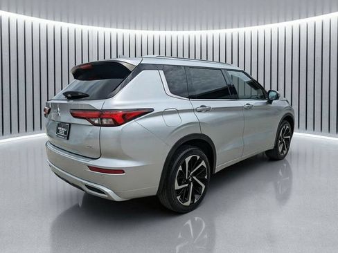 Used 2024 Mitsubishi Outlander SEL FWD image 4