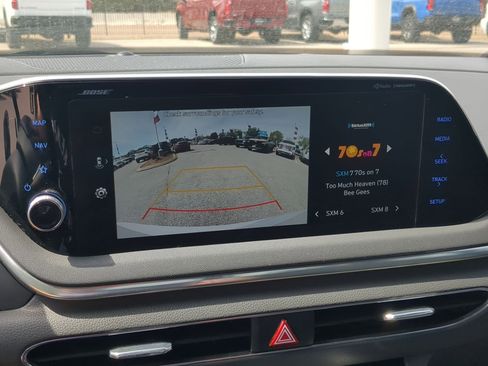 Used 2022 Hyundai Sonata SEL Plus w/ Preferred Accessory Package image 17