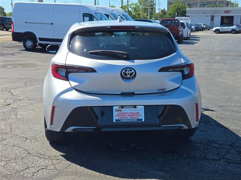 Used 2024 Toyota Corolla XSE FWD image 9