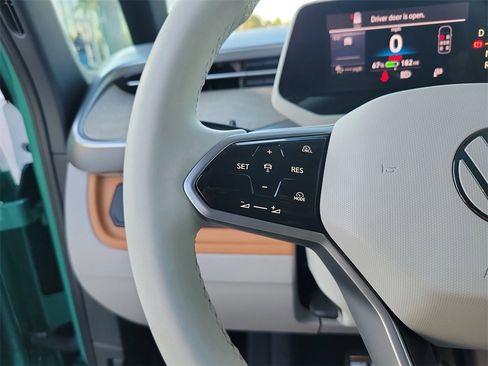 Used 2025 Volkswagen ID. Buzz 1st Edition image 20