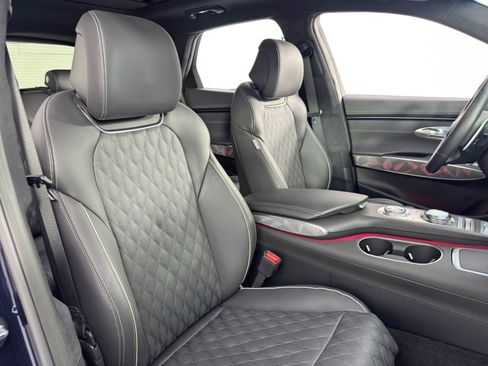 Used 2025 Genesis GV70 3.5T Sport w/ Sport Advanced Package image 43