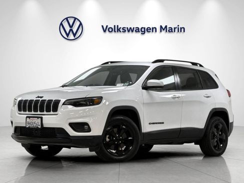 Used 2021 Jeep Cherokee Latitude Plus AWD/4WD image 1