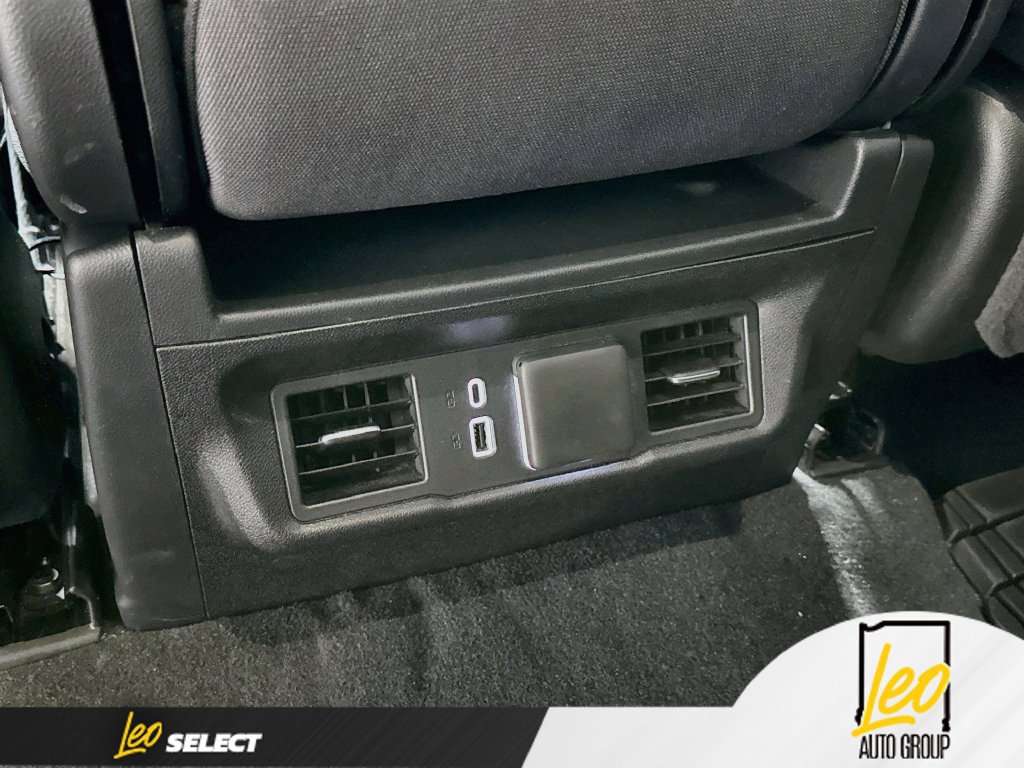 Used 2026 Chevrolet Silverado 1500 LT AWD/4WD image 28
