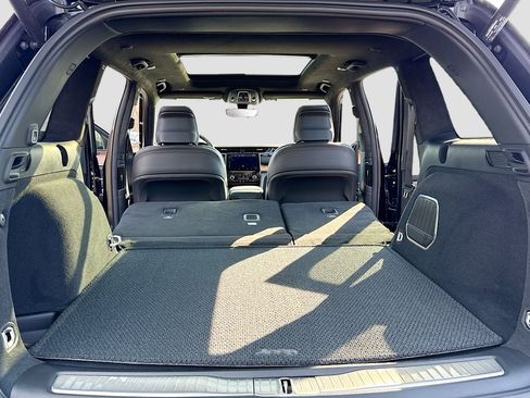 New 2025 Jeep Grand Cherokee Summit image 7