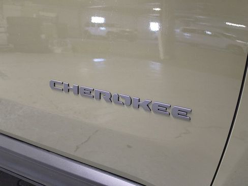 New 2026 Jeep Cherokee Laredo AWD/4WD image 37