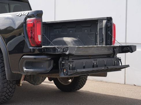 Used 2023 GMC Sierra 3500 Denali w/ Denali Ultimate Package AWD/4WD image 10
