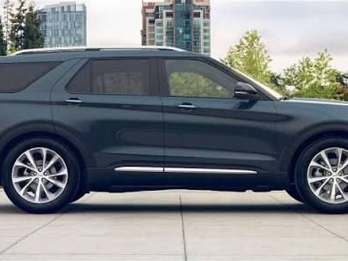 Certified 2022 Ford Explorer ST w/ Equipment Group 401A AWD/4WD image 1