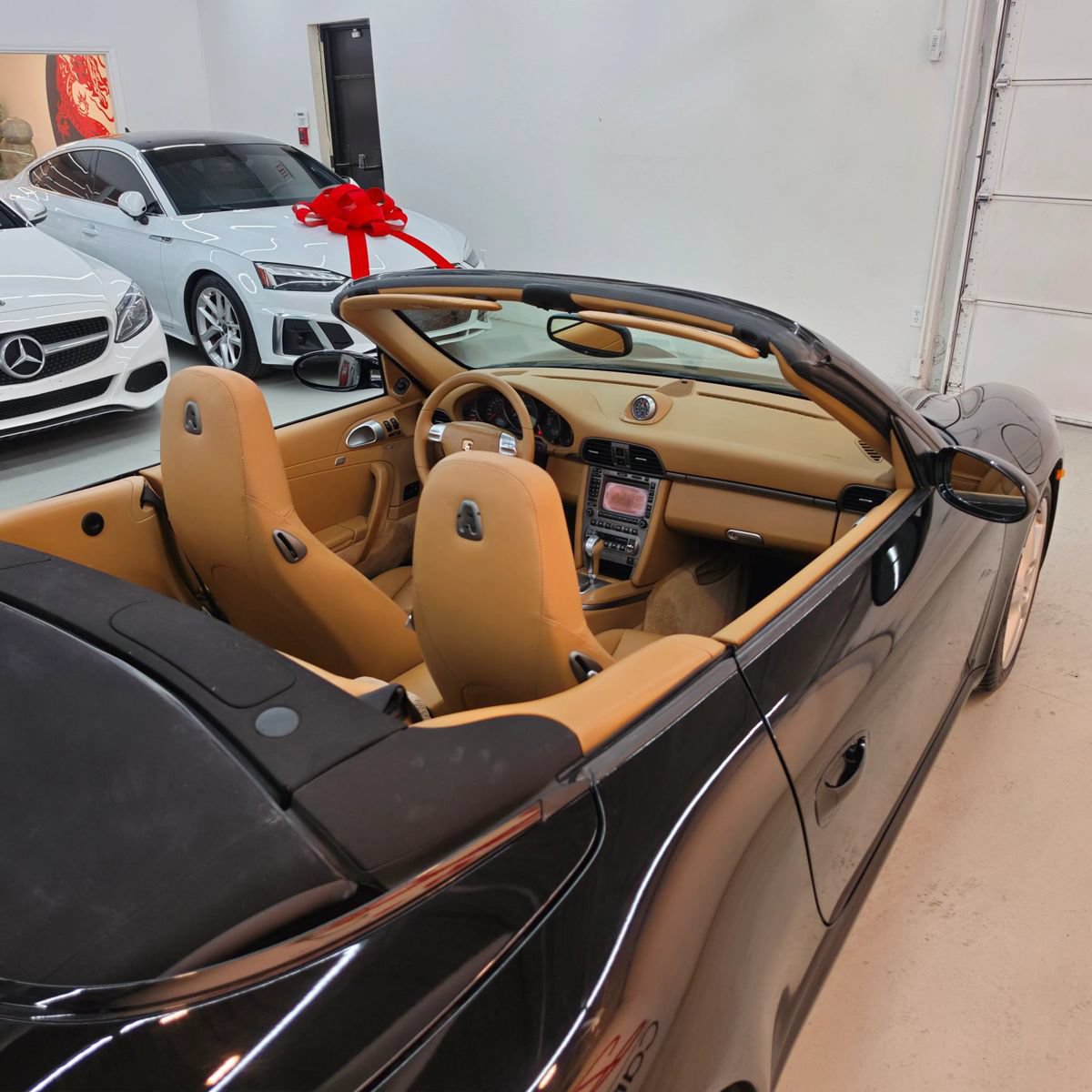Used 2007 Porsche 911 Cabriolet image 32
