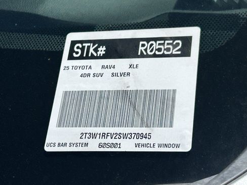Certified 2025 Toyota RAV4 XLE FWD image 32