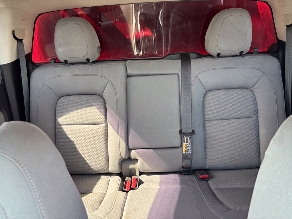 Used 2016 Chevrolet Colorado LT AWD/4WD image 25