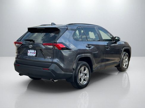 Used 2023 Toyota RAV4 XLE w/ Convenience Package image 5