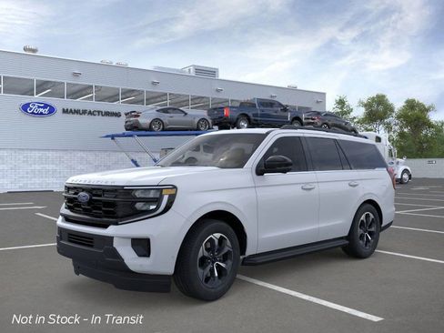 New 2026 Ford Expedition Active image 1
