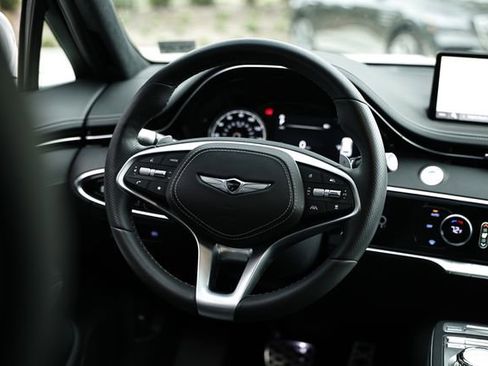 Used 2025 Genesis GV70 3.5T Sport w/ Sport Advanced Package image 30