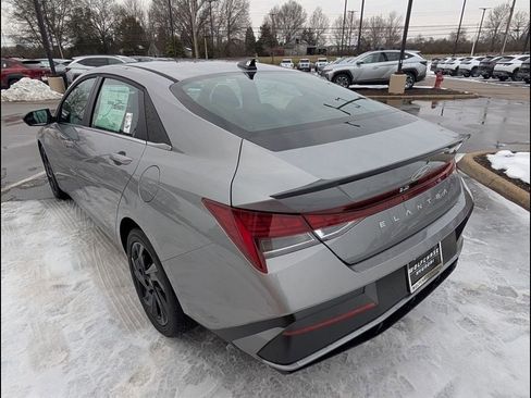 New 2026 Hyundai Elantra SEL Sport Premium FWD image 3