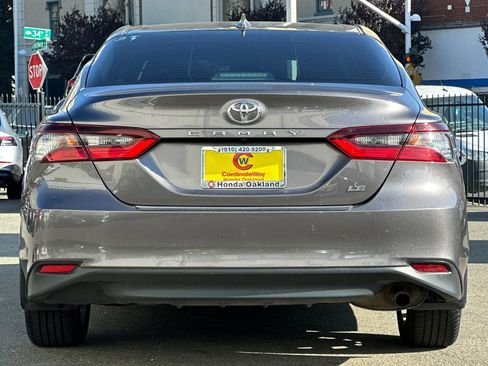 Used 2023 Toyota Camry LE image 5