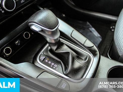 Used 2025 Kia Soul LX w/ LX Technology Package image 35