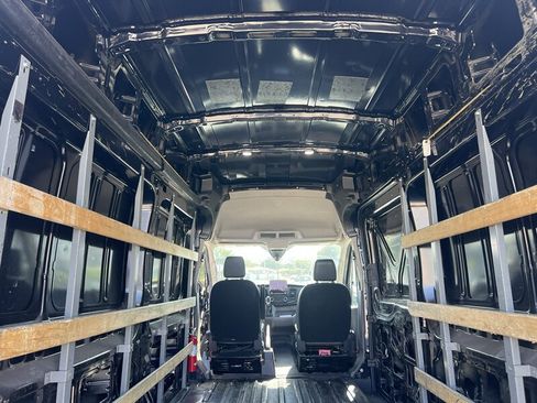 Used 2020 Ford Transit 250 148 High Roof RWD image 8