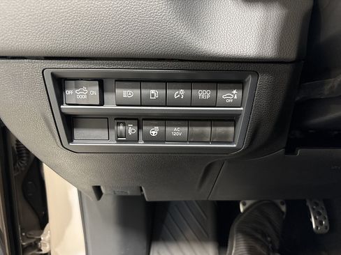 New 2026 Toyota Tundra Limited AWD/4WD image 16