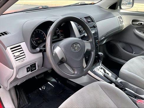 Used 2010 Toyota Corolla image 17