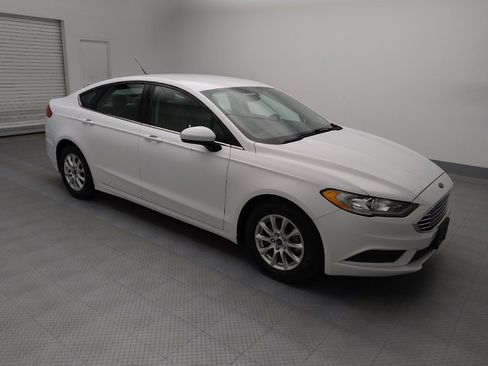 Used 2017 Ford Fusion S image 11