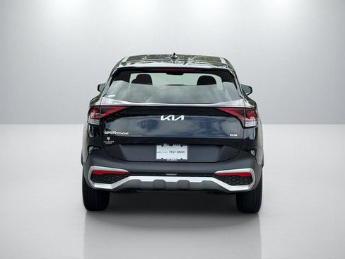 Certified 2023 Kia Sportage LX AWD/4WD image 6