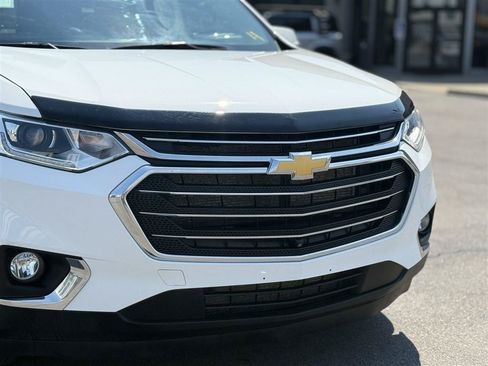 Used 2021 Chevrolet Traverse LT w/ LT Premium Package AWD/4WD image 10