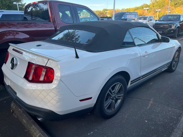 Used 2012 Ford Mustang Premium RWD image 3