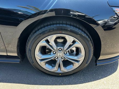Used 2024 Honda Accord EX image 12