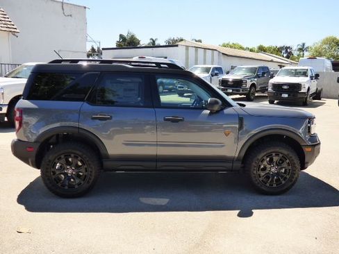 New 2026 Ford Bronco Sport Badlands w/ Sasquatch Badlands Package AWD/4WD image 2