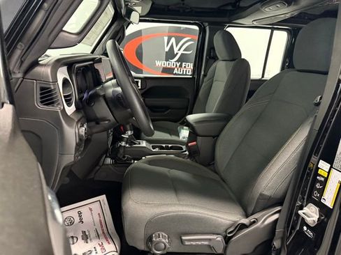 New 2026 Jeep Gladiator Sport image 11