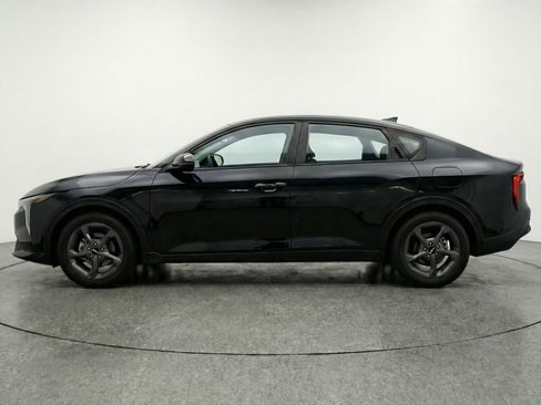 Used 2025 Kia K4 FWD image 5