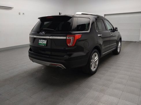 Used 2017 Ford Explorer Limited image 9