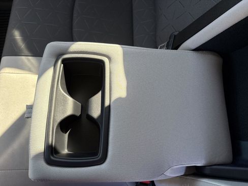 Used 2025 Toyota RAV4 XLE image 23