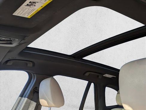 Used 2018 BMW X1 xDrive28i image 13