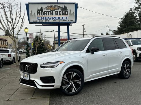 Used 2022 Volvo XC90 T8 R-Design w/ Advanced Package image 1
