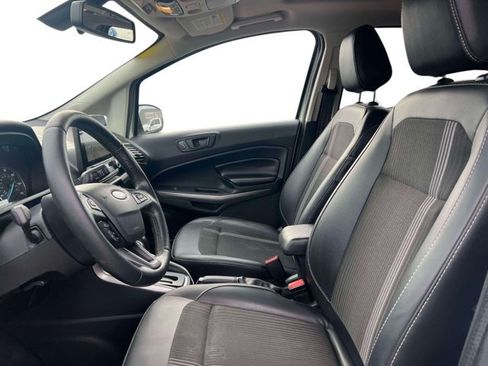 Used 2019 Ford EcoSport SES w/ SES Black Appearance Package AWD/4WD image 16
