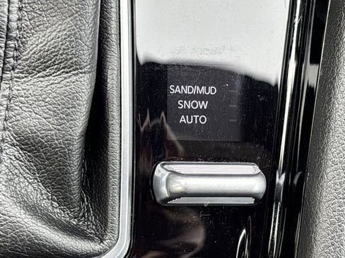 Used 2024 Jeep Compass Latitude w/ Convenience Group image 34