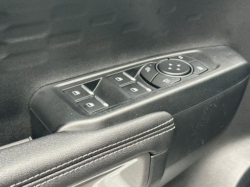 Certified 2025 Ford Ranger XLT w/ Chrome Accent Package image 13