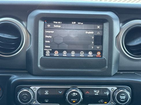 Certified 2023 Jeep Wrangler Unlimited Sport AWD/4WD image 23
