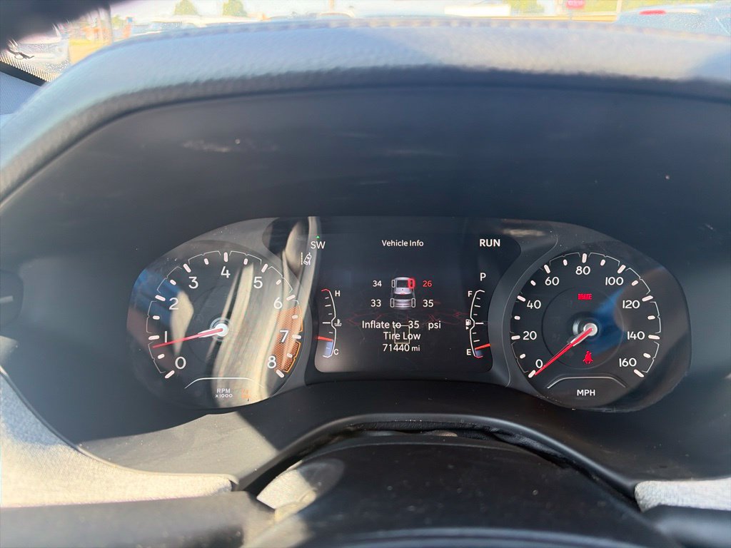 Used 2023 Jeep Compass Latitude w/ Convenience Group AWD/4WD image 20