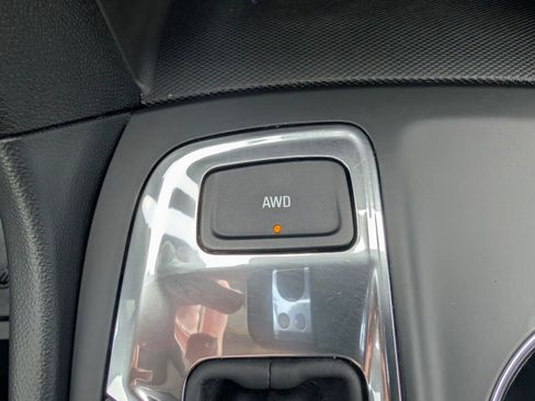 Used 2024 Chevrolet Equinox LS w/ LS Convenience Package AWD/4WD image 20