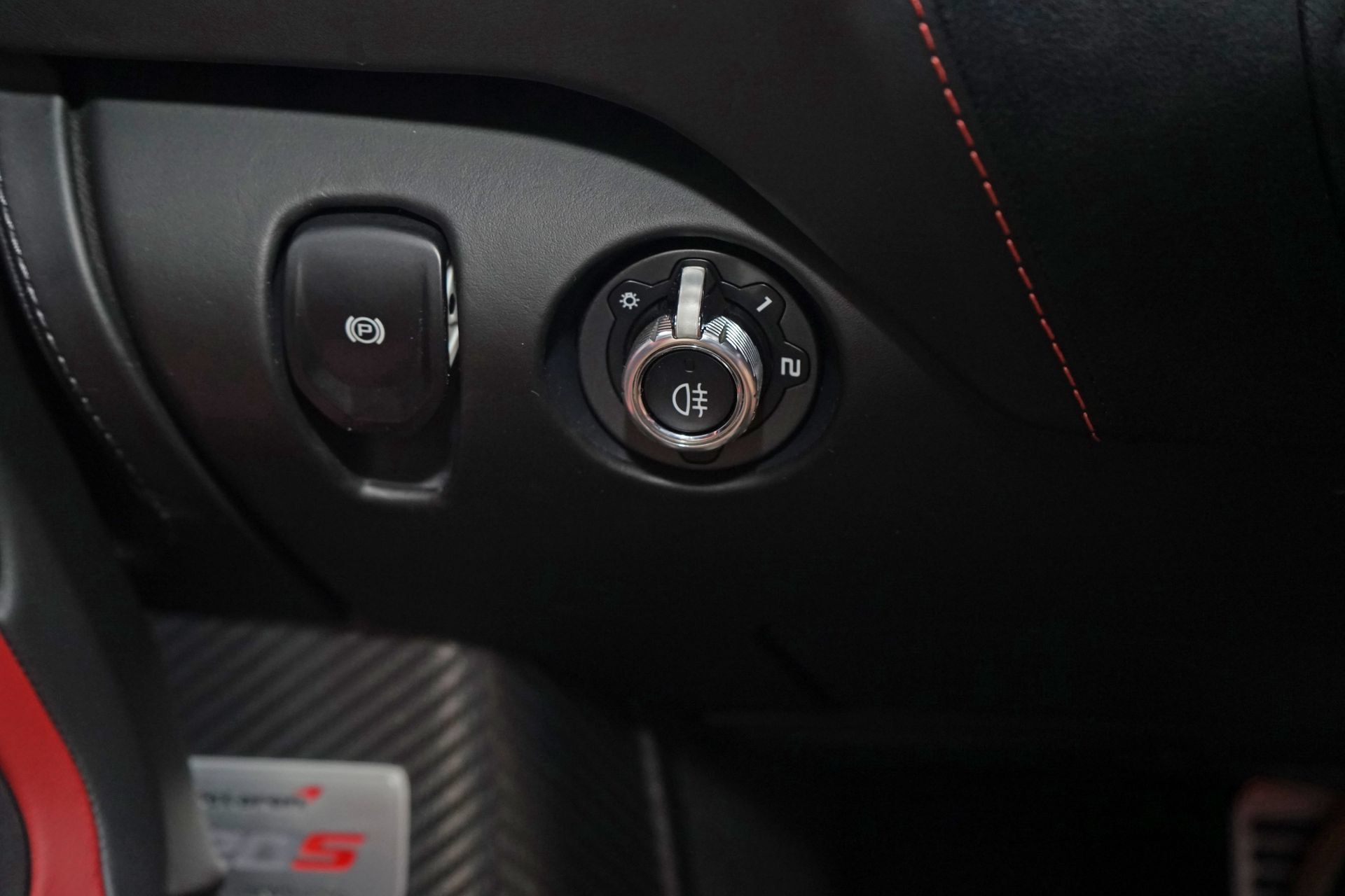 Used 2018 McLaren 720S Performance RWD image 38