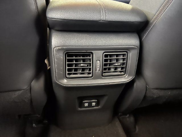 Used 2019 Toyota RAV4 XSE AWD/4WD image 33