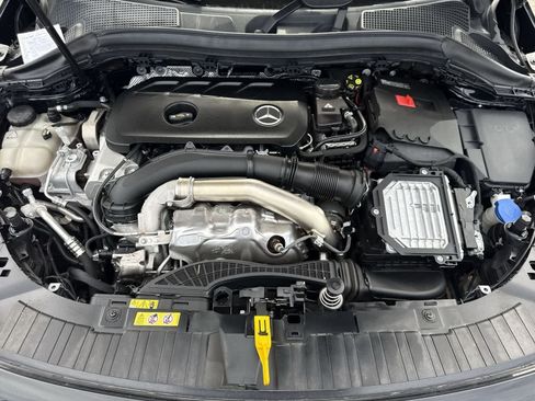 Used 2025 Mercedes-Benz GLA 250 image 32